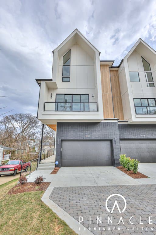 2804 A W Kirkwood Ave