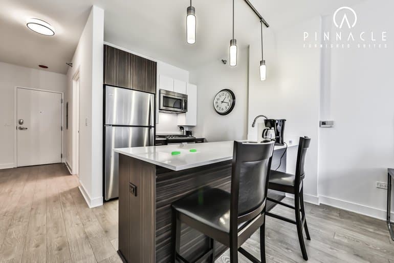 MILA Studio 906