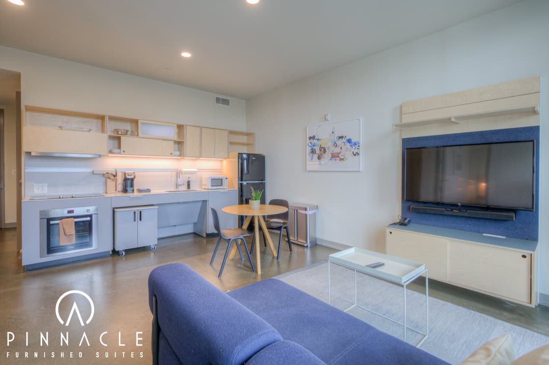 321 Hart St  1 Bedroom