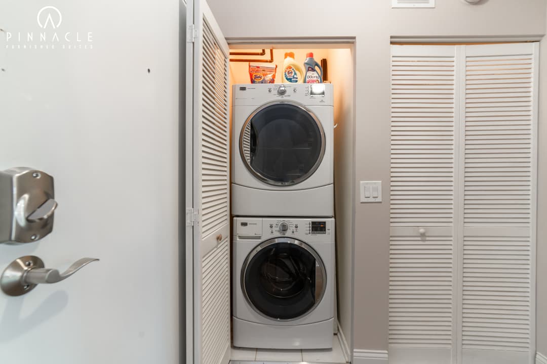 6 S Laflin 3 Bedroom 12