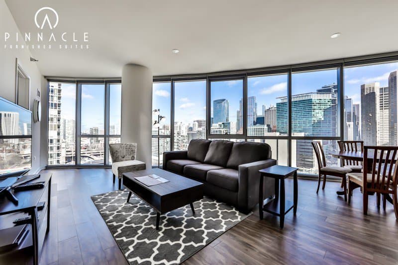 727 West Madison 2 Bedroom 02