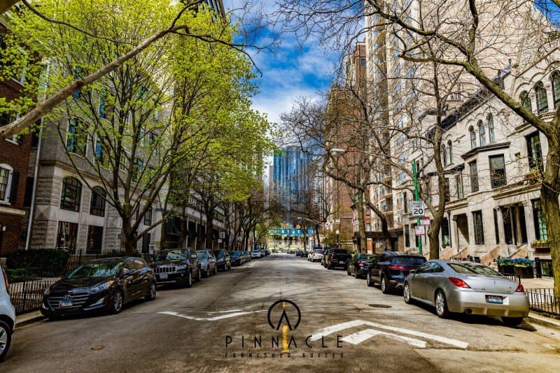 Pinnacle Furnished Suites Making the Most of Bleisure Travel