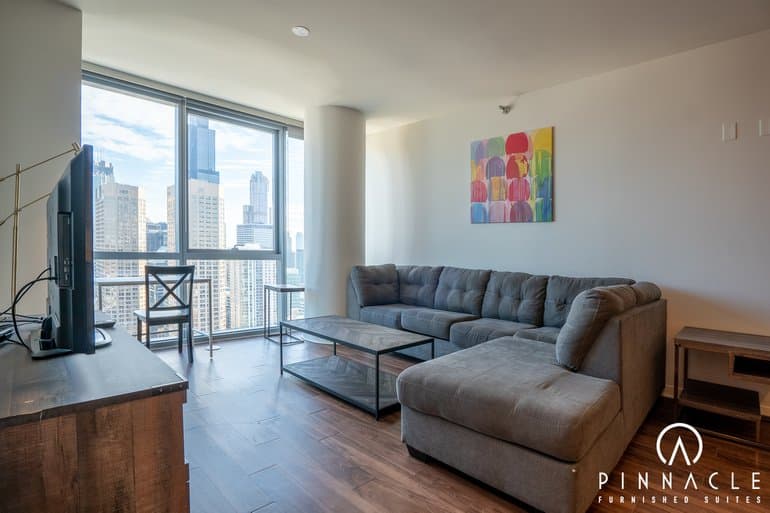 727 West Madison 1 Bedroom 08